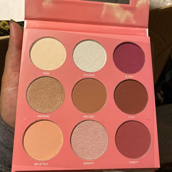 BNIB Babygirl Blush/Eyeshadow Palette - Picture 5 of 7